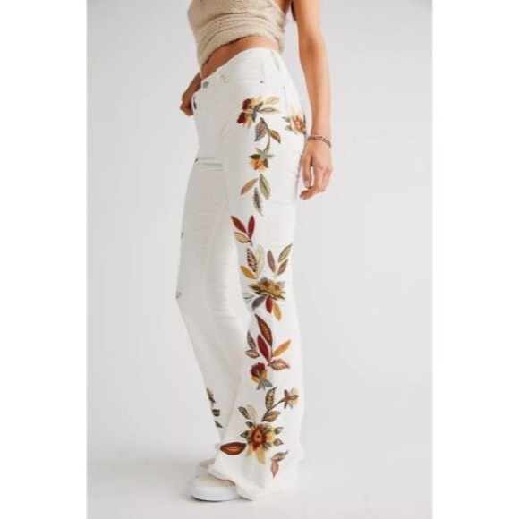 DRIFTWOOD Denim - New Driftwood Farrah Feathery Corduroy Flare Jeans Size 26